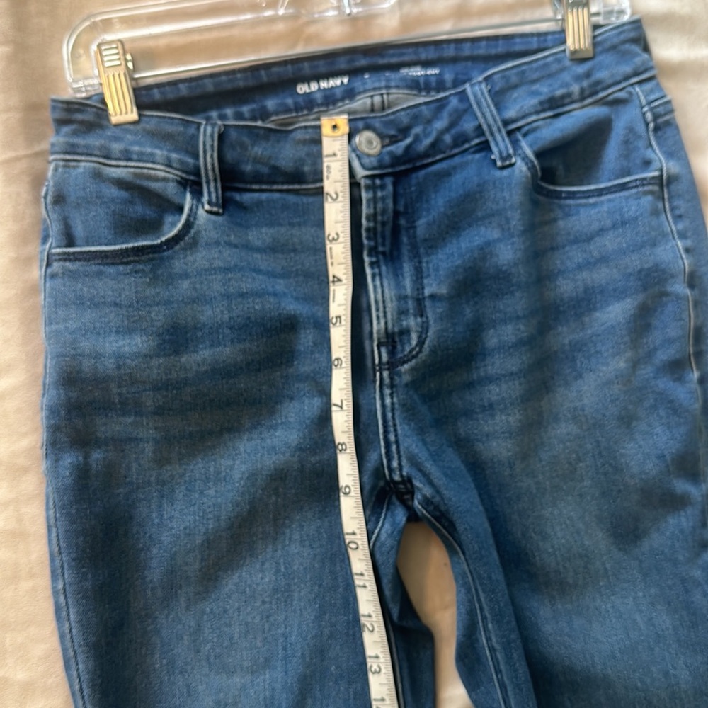 Old Navy Jeans - Picture 8 of 10